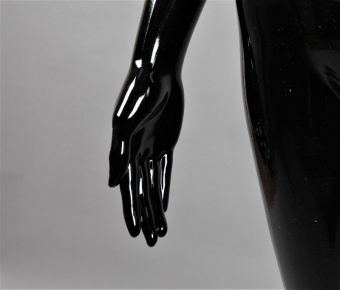 Манекен женский, ростовой, черный глянец, H1760 мм - FAM-05/A-1(черн гл)